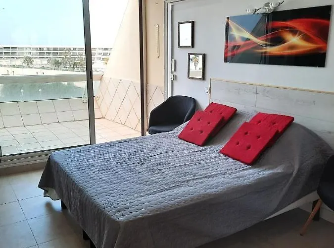 Naturiste Cap D\'Agde Heliopolis D 11